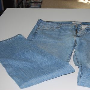 Levi's Women's 545 Low/Straight S14M